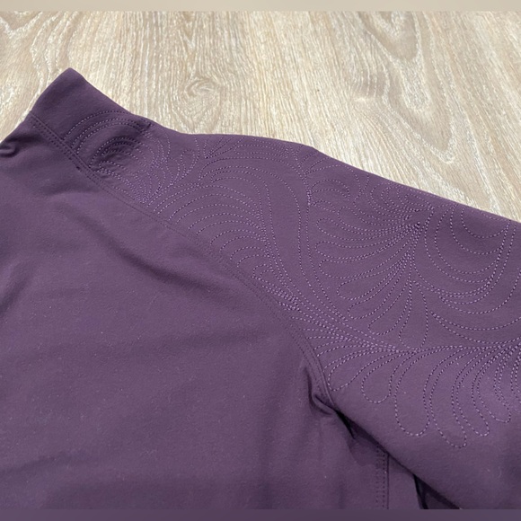 Lululemon Toasty Tech Half Zip - Picture 7 of 9